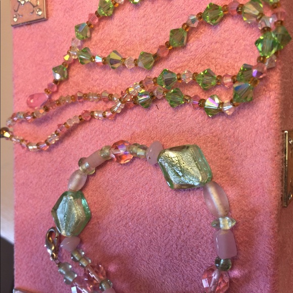 Real crystals 💕💎 crafted one of a kind necklace - Picture 4 of 4